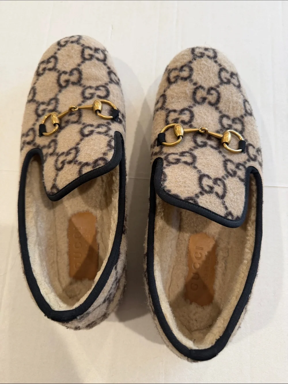 Gucci fría interlocking GG Horsebit loafer Beige Sz 10 men wool fur